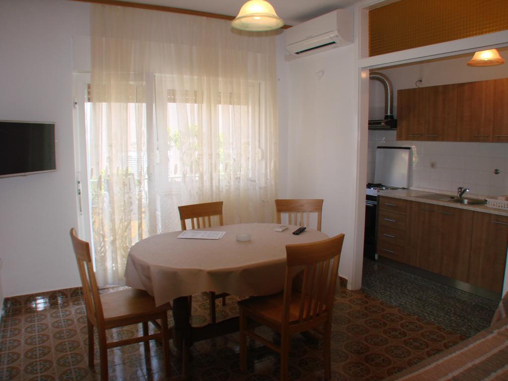 Apartment Matija Trogir Cameră foto